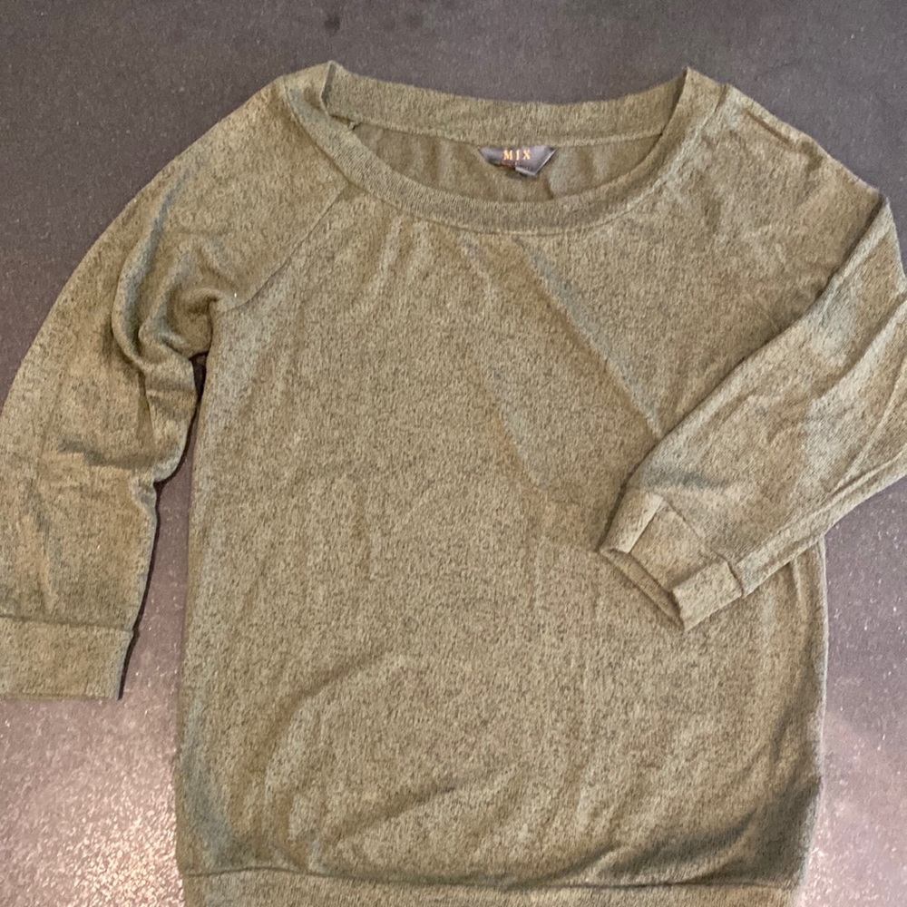 Womens xsm sweater